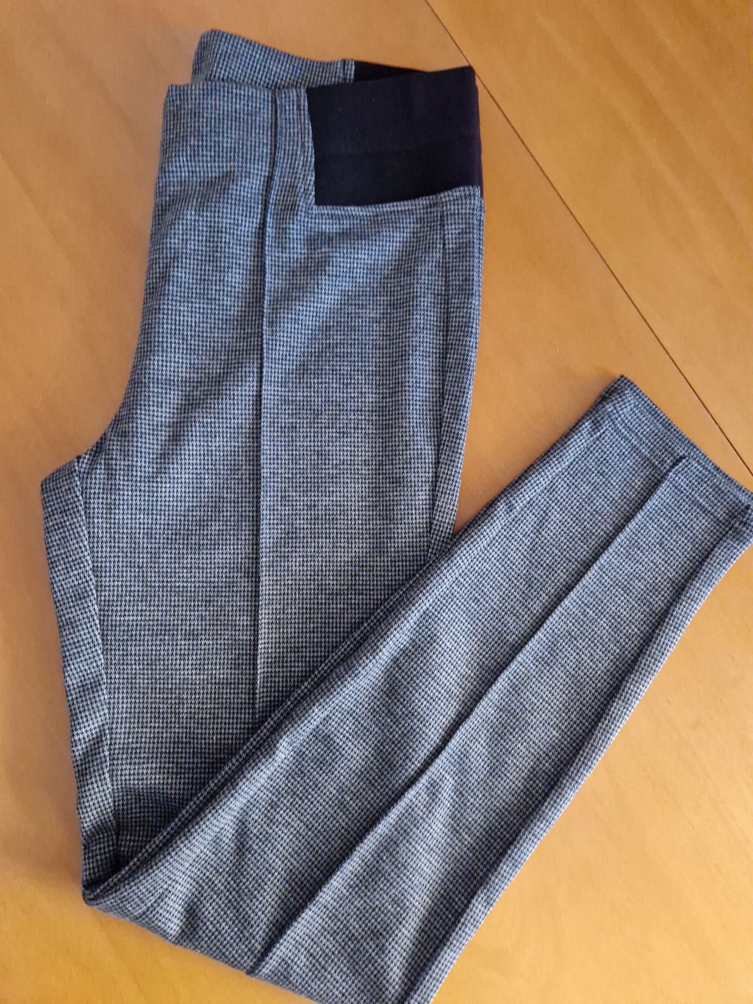 Legginsy narciary ze szwem