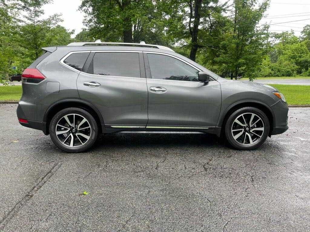 2020 Nissan Rogue SL