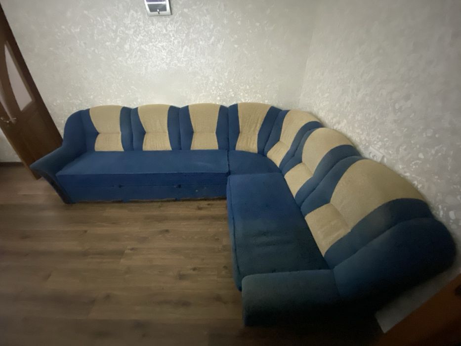 Продам диван кутовий