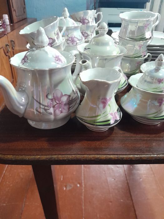 Сервізи,посуд.Коростенський фарфор.