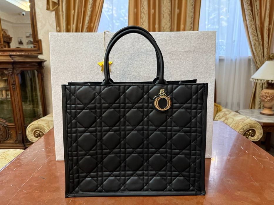 Сумочка тоут Dior