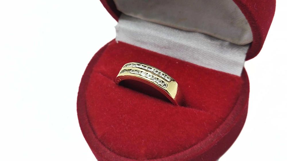 Delikatny złoty pierścionek 585 - 14k - 2,57g - rozmiar 16