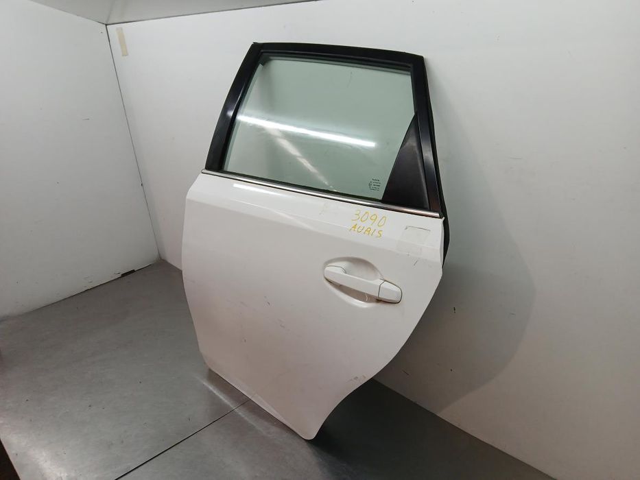 Porta trás esquerda TOYOTA Auris Hatchback (_E18_)