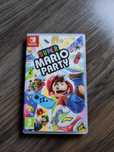 Pudełko z okładką Mario Party Switch