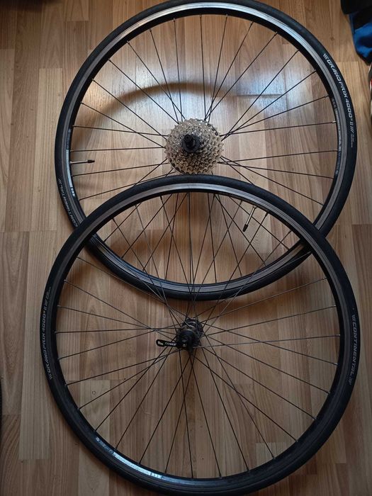 Komplet kola szosa Author Xenon Cross 28 cali 700x23c na 622x17c alu