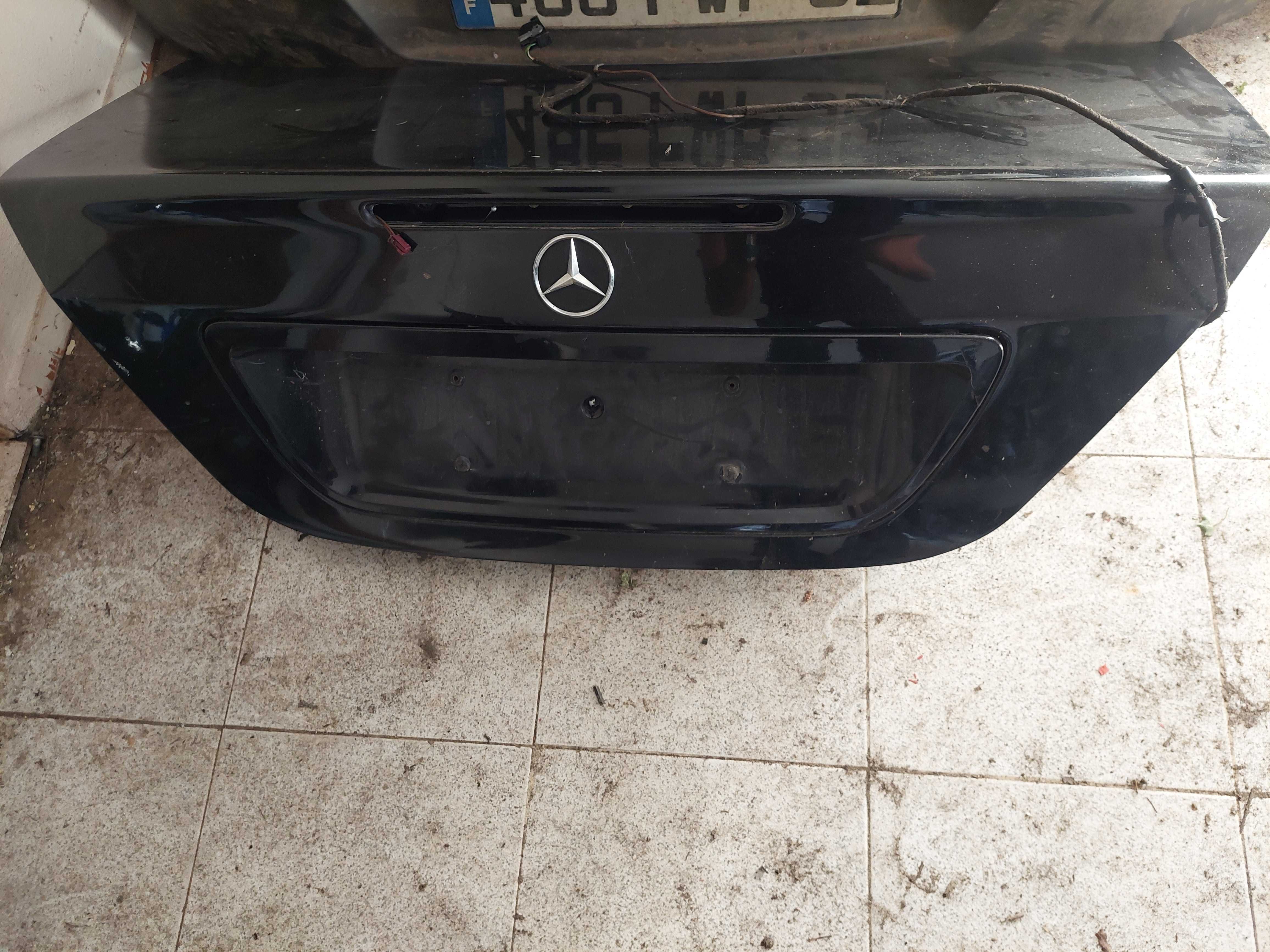 Portas e malas para vários carros