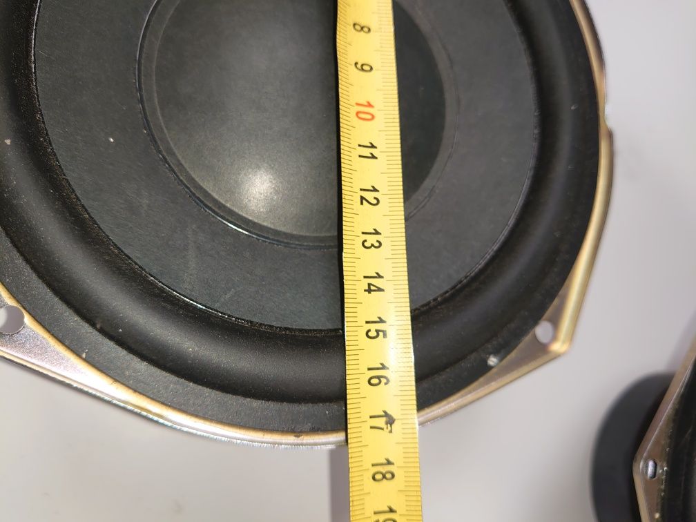 Мидбас автомобильный 7". Bose. 2 обмотки по 2 ом