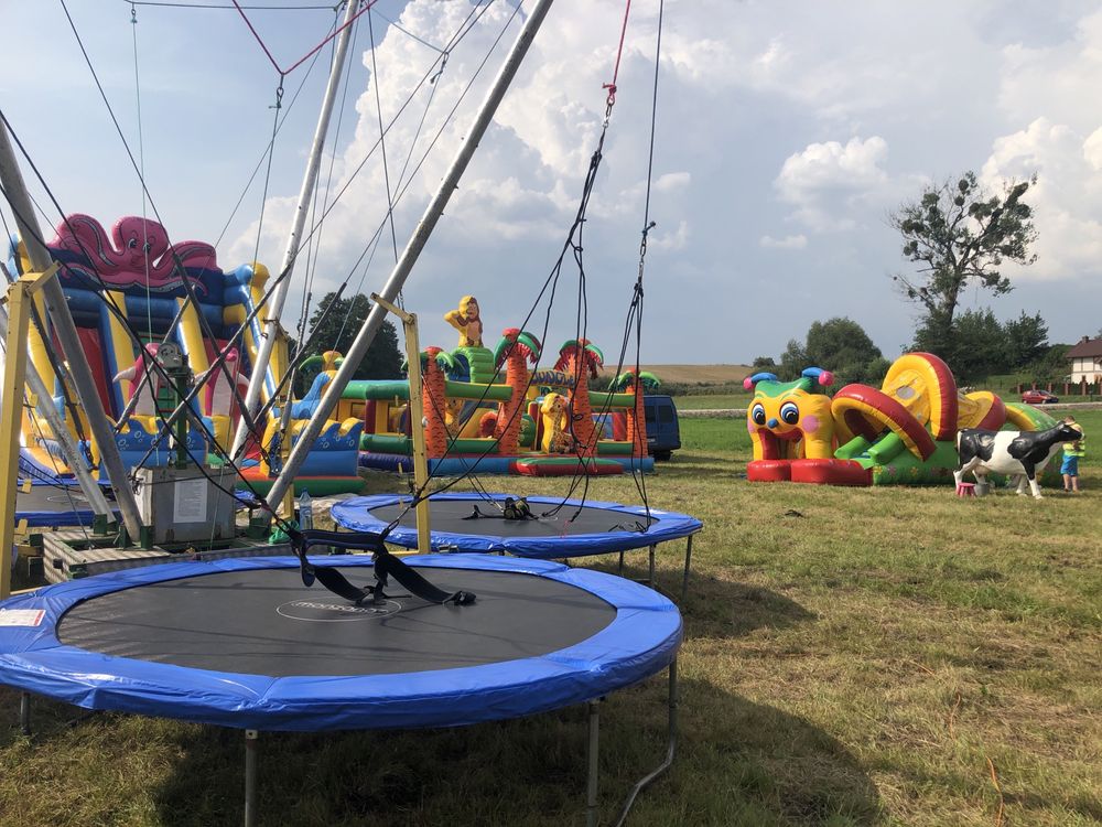 Dmuchany plac zabaw zjeżdżalnia zamek do skakania euro-bungee wata