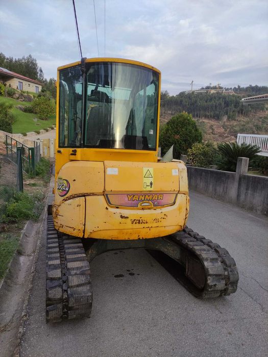 Mini giratoria Yanmar VIO45 -Ano 2005