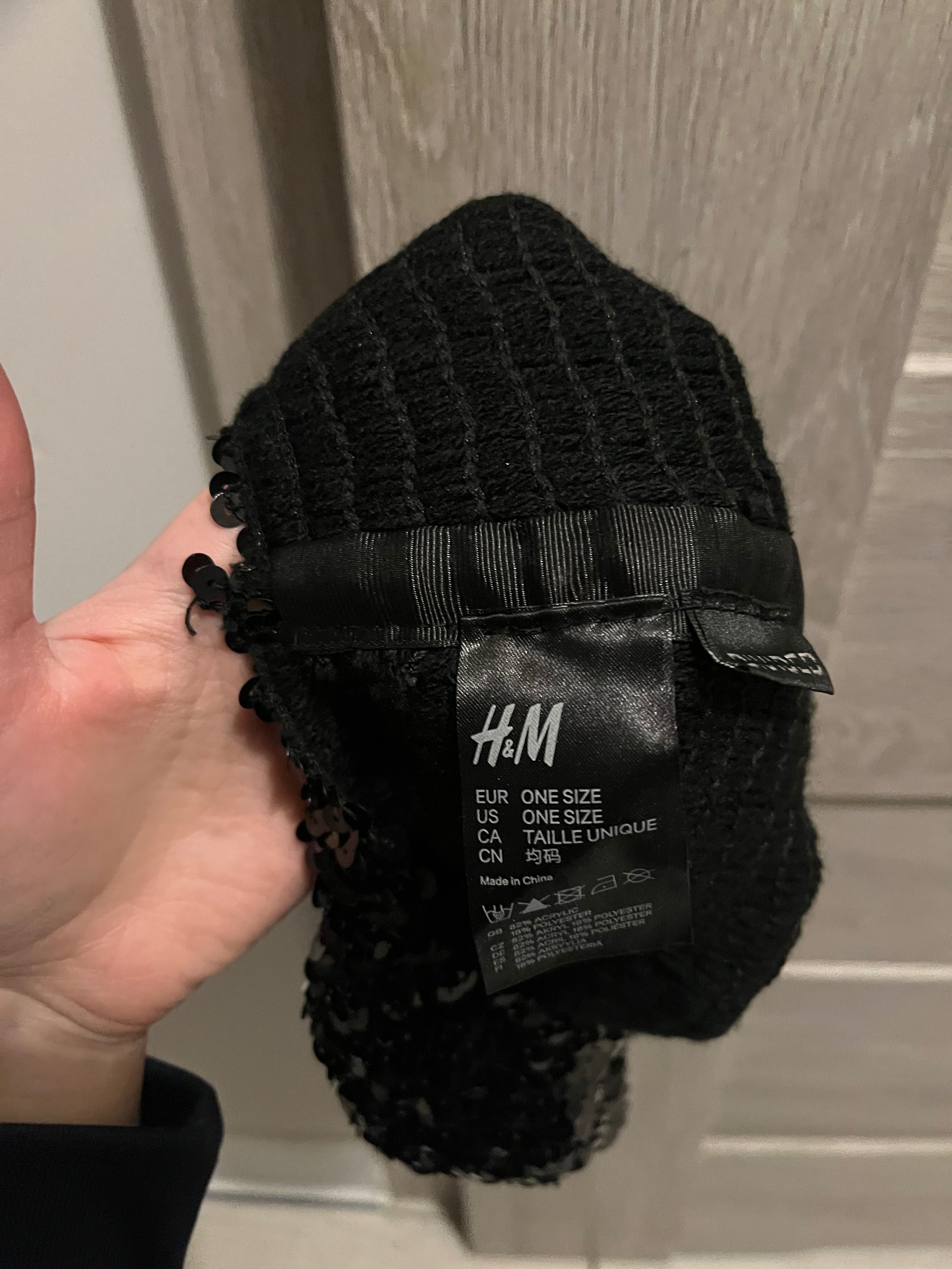Cekinowa czarna czapka H&M nowa