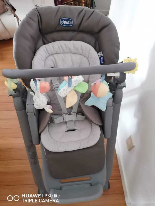 Vendo cadeira da papa Polly Magic Relax da marca Chicco