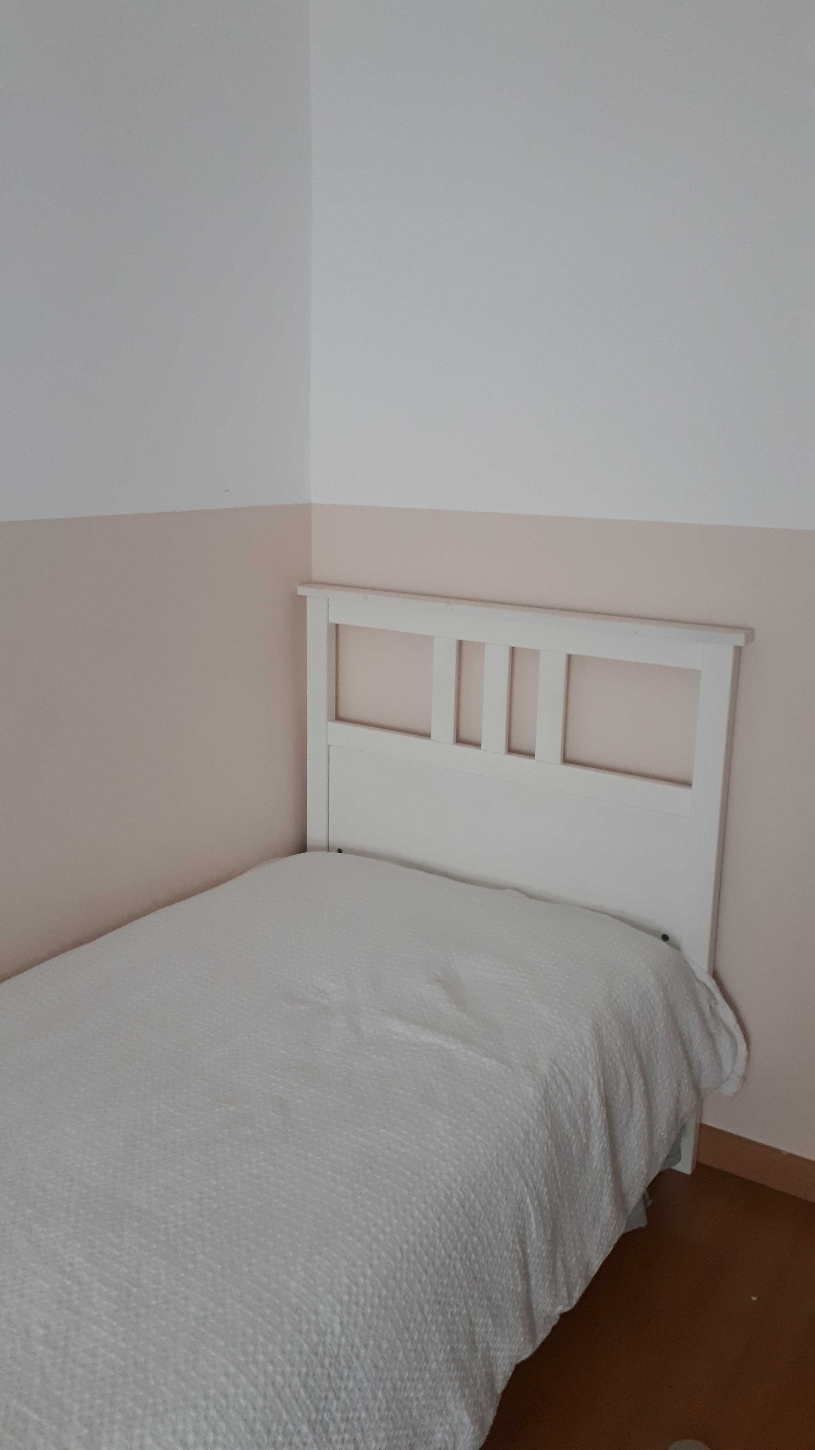 Cama de solteiro Hemnes