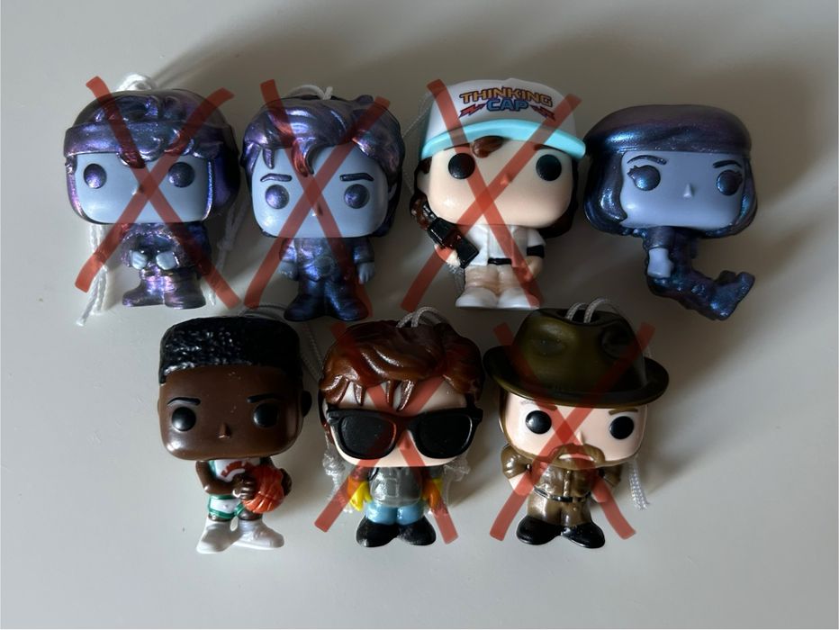 Игрушки фигурки Киндер Джой (Kinder Joy) Очень странные дела