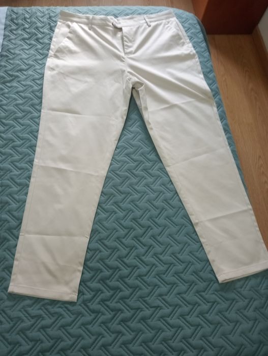 Calças slim-fit casuais novas!