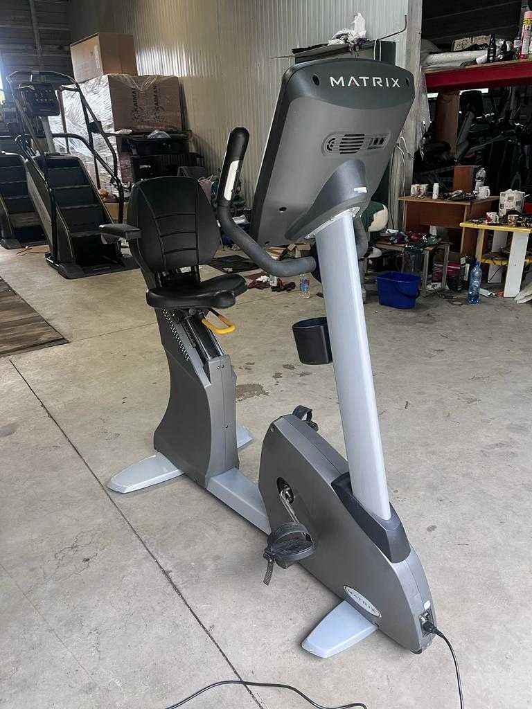 Rowerek MATRIX H7x rower hybrydowy pionowy poziomy Technogym Precor