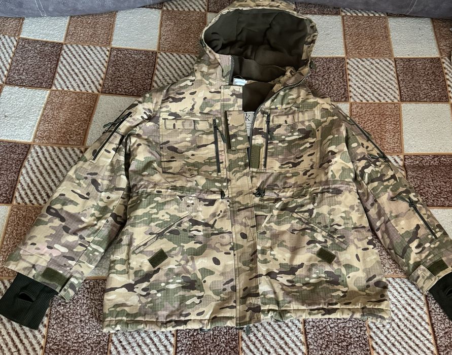 Куртка з утепленням