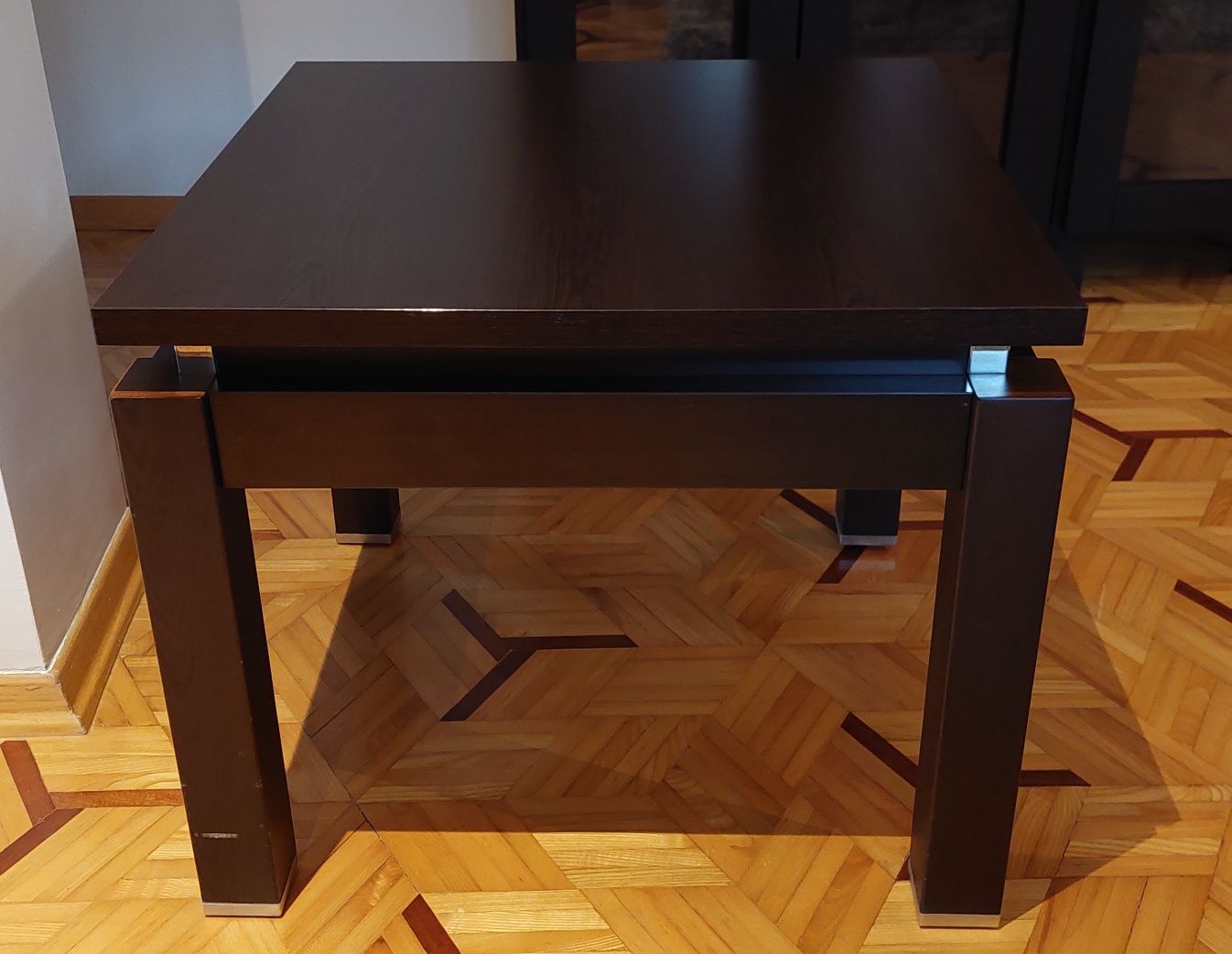 Stolik kawowy ciemnobrązowy 60×60