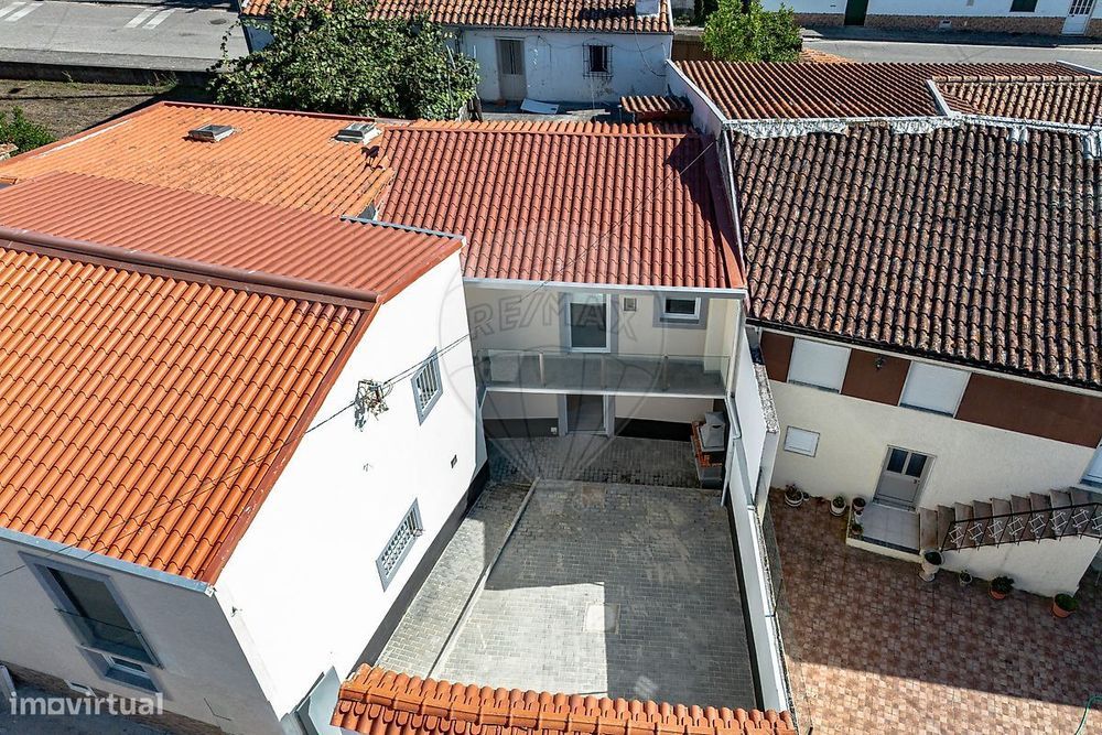 Moradia T2 para venda