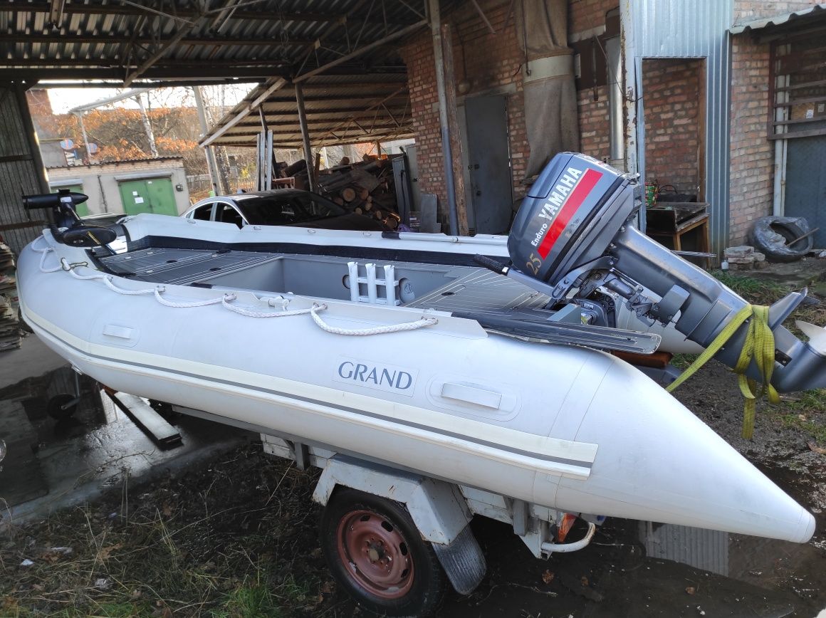 Лодка grand R420 (опция деревянный киль) мотор yamaha 25