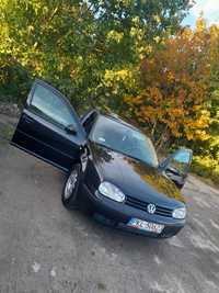 Golf 4.   1.4 16v