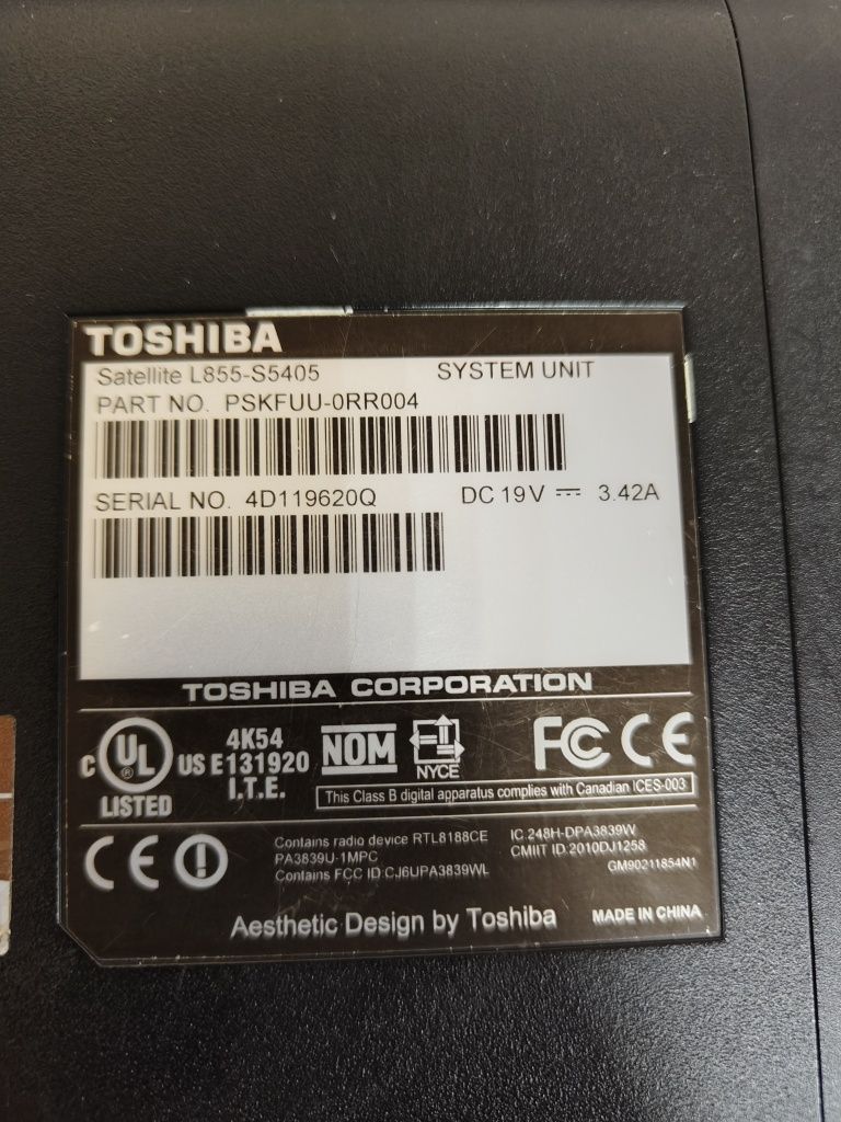 Продам ноутбук Toshiba Satelite L855 i3-3120m/4Gb/SSD256