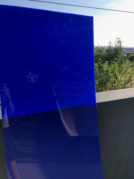 Placa de Acrílico opaco Azul 1,60 x 0,64 m.