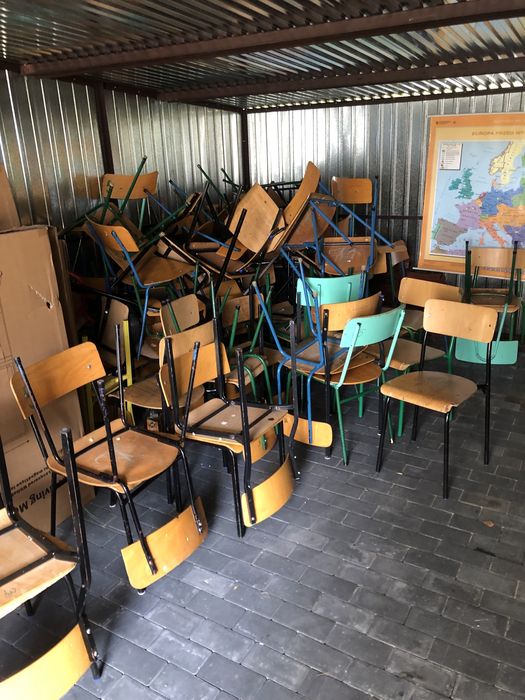 Krzesla szkolne