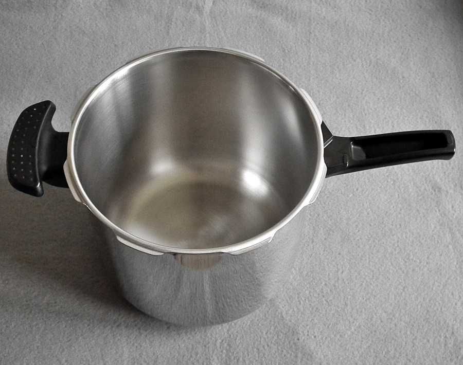 Francuski szybkowar TEFAL Sensor 3 o poj. 7,5l, do indukcji