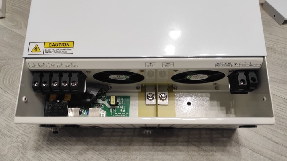 Комплект енергонезалежності  (інвертор 3.5кВт + АКБ LiFePo4 24v / 100a