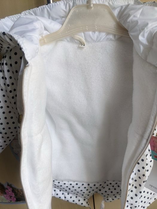 Осіння курточка для дівчинки 74см