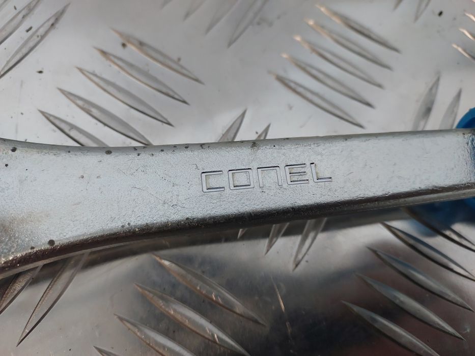 Conel Ступінчастий ключ