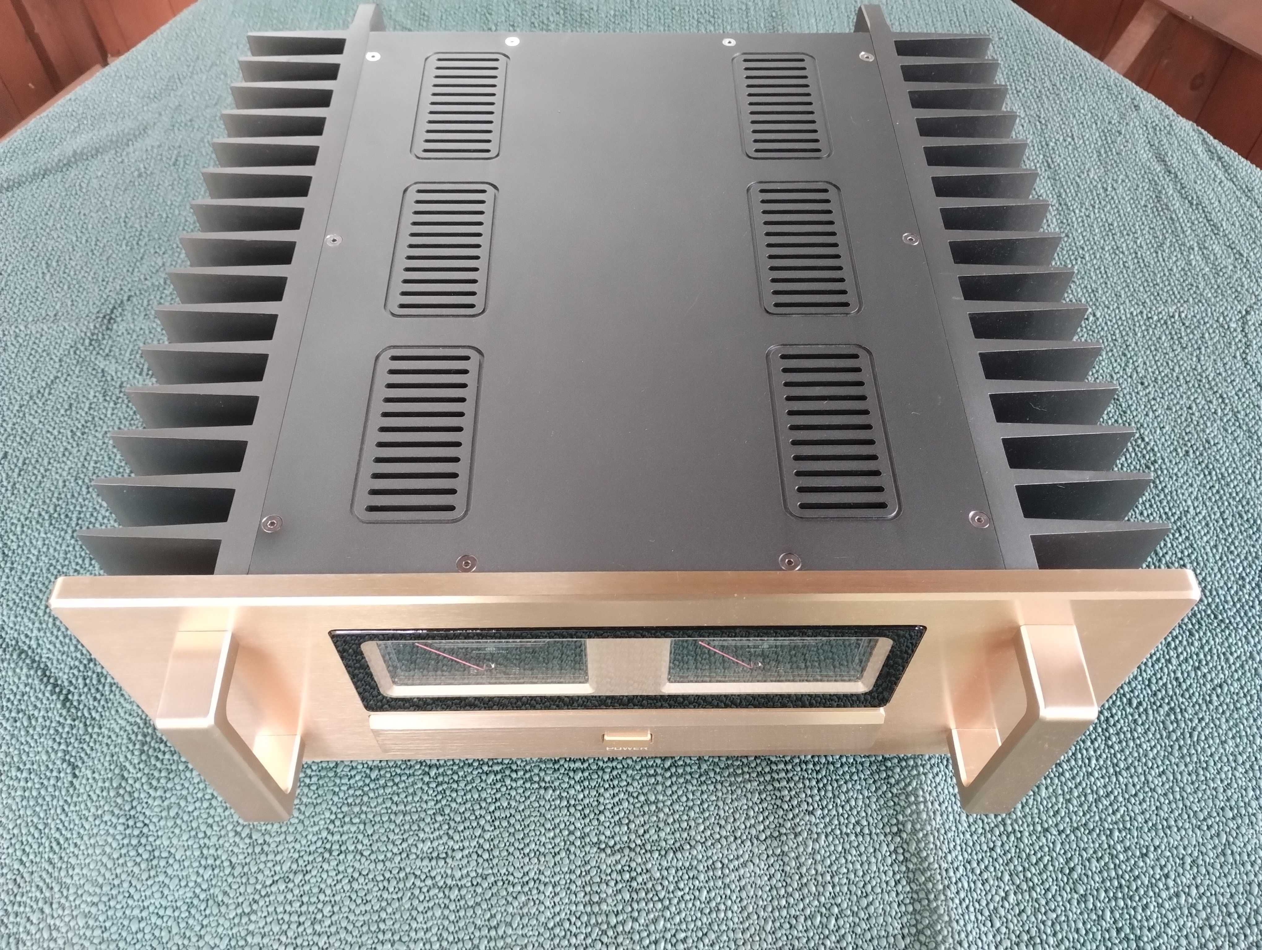 Clone Accuphase A75