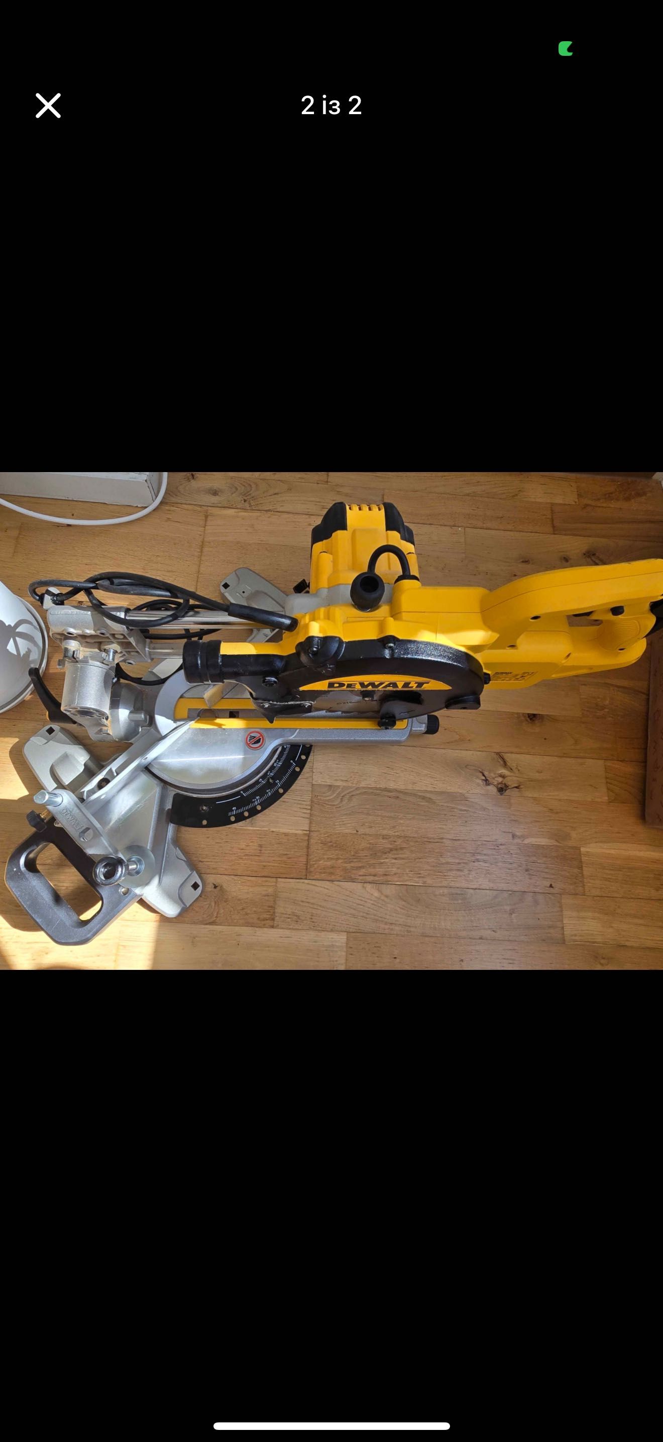 Пила торцувальна Dewalt