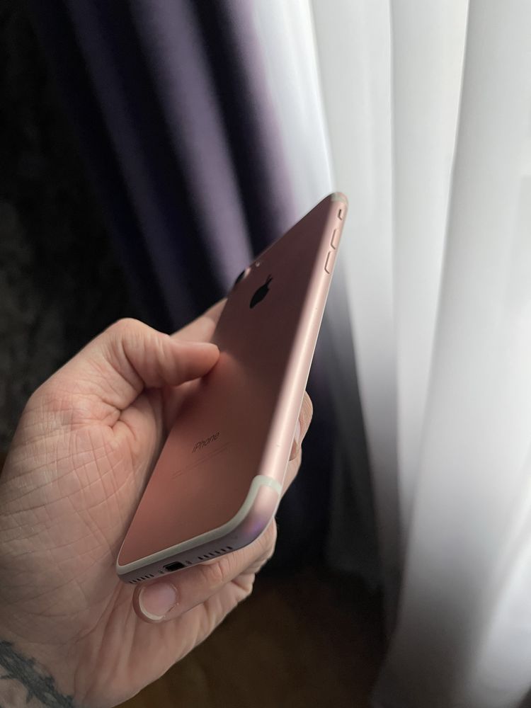 IPhone 7 32gb Rose Gold R-Sim