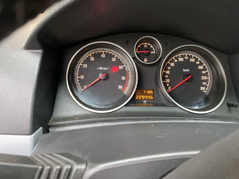 Opel Asra H 2006