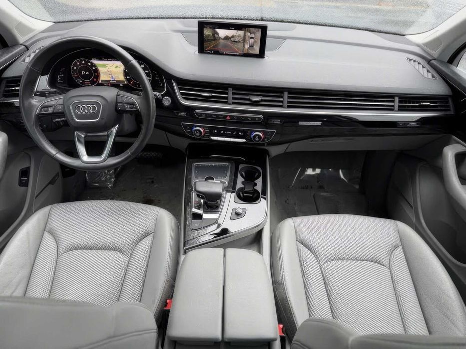 Audi Q7 quattro Premium Plus      2019