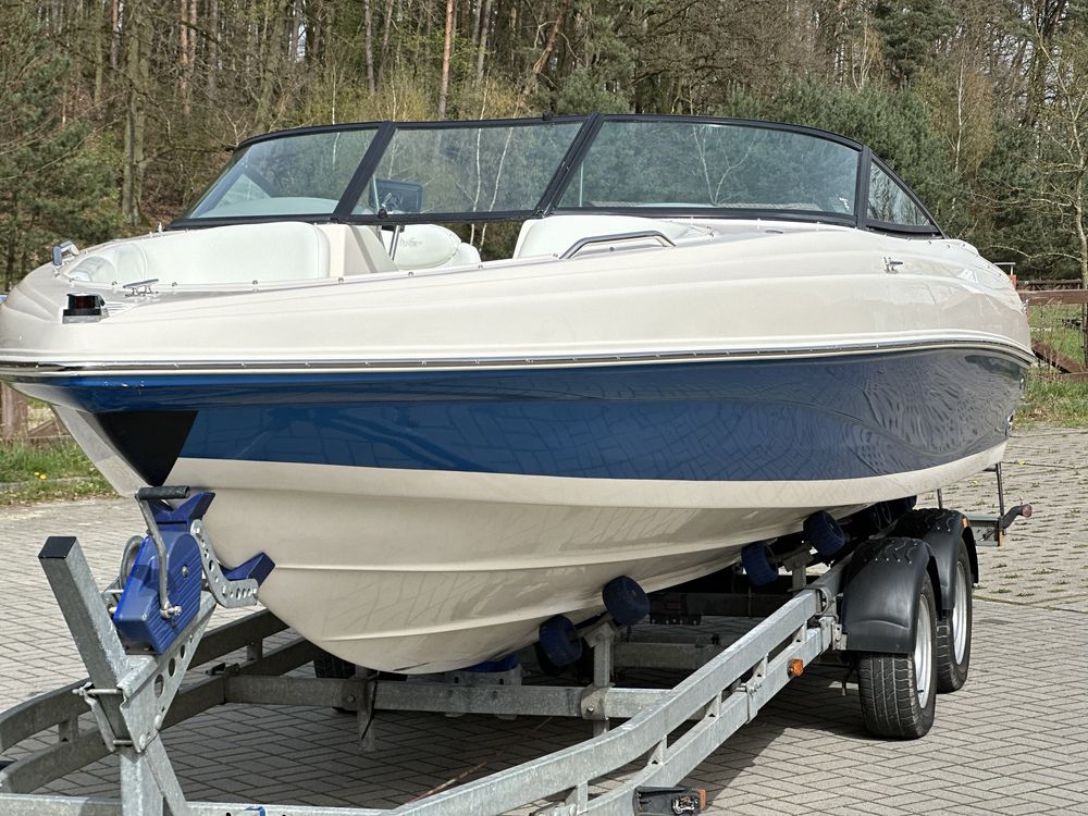 Łódź motorowa RINKER 212 CAPTIVA 320 PS 5,7 V8 DP WYDECHY CORSA