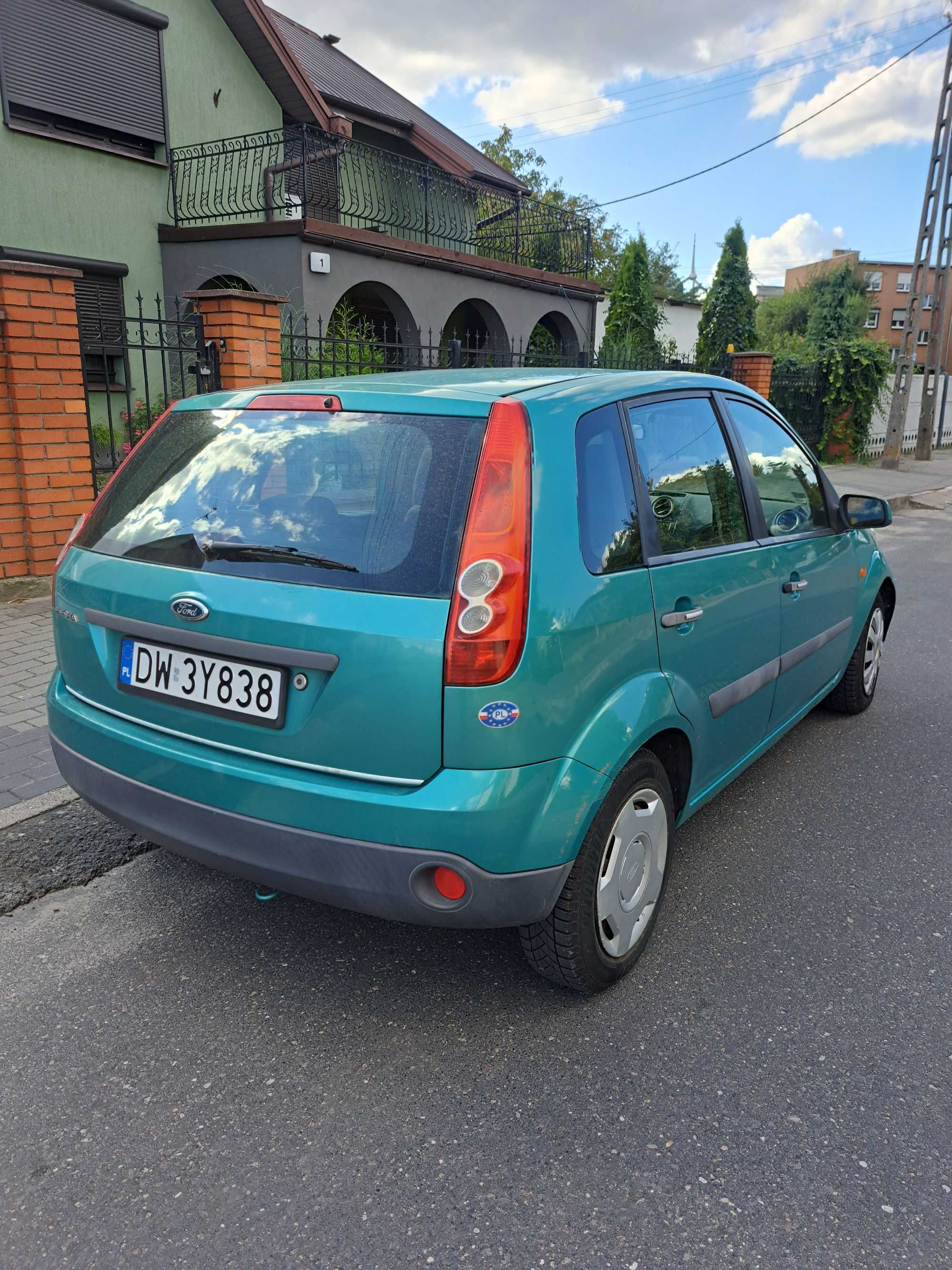 Ford Fiesta 1.3 benzyna Klimatyzacja