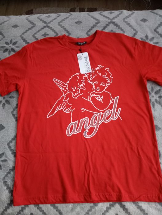 Футболка жіноча.