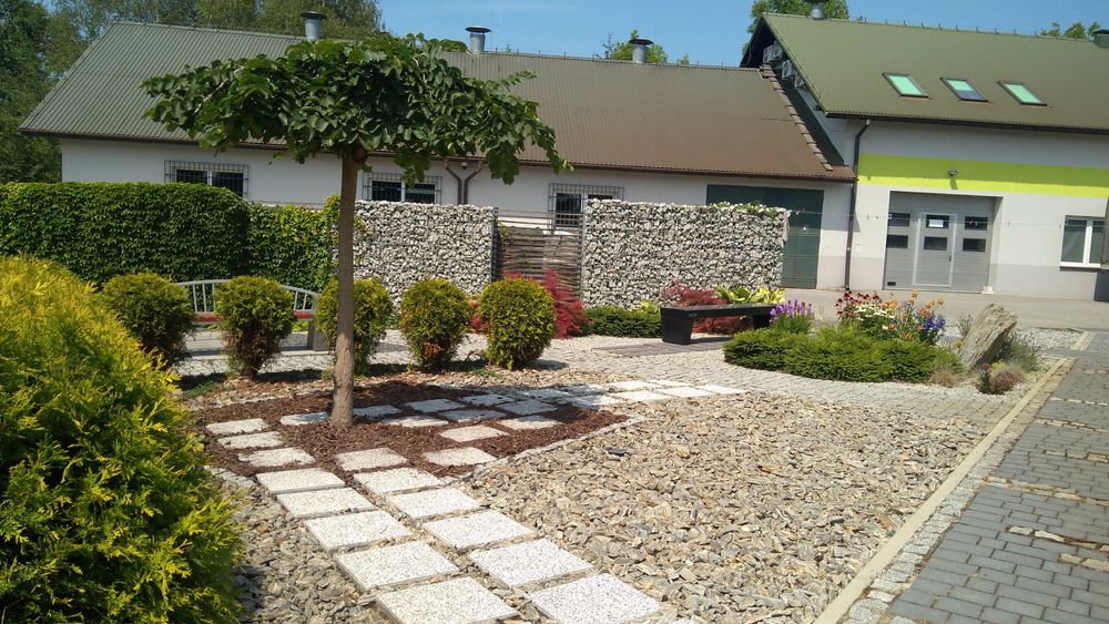 Kora kamienna, Kamień ozdobny