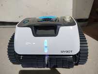 Bezprzewodowy odkurzacz basenowy Wybot Osprey 700, robot do basenu