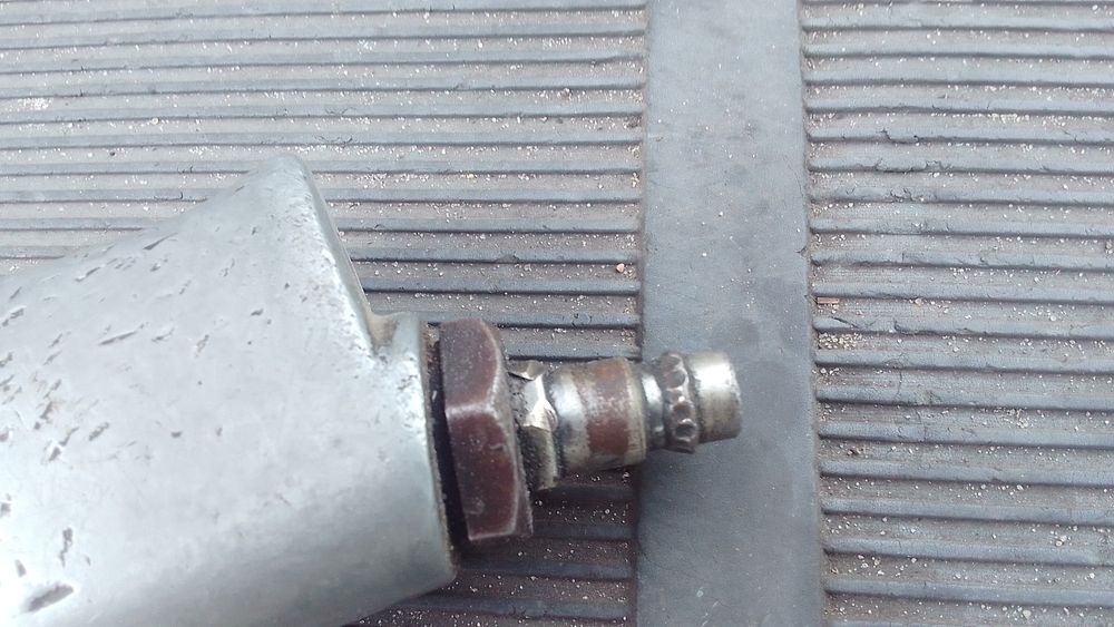 Пневмо Гайковерт TOPTUL 90NM(кг)