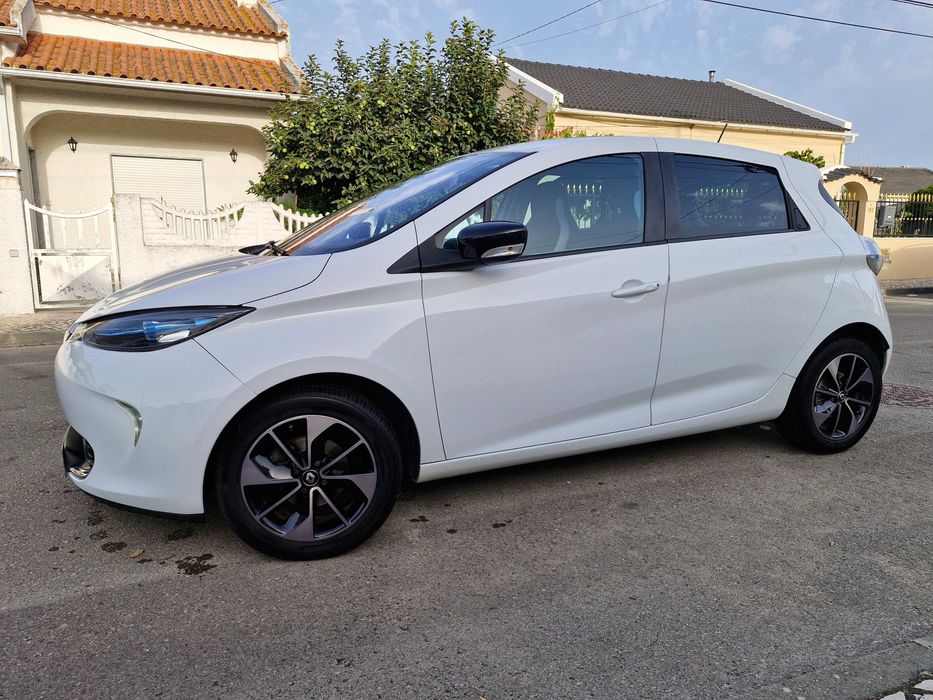 Renault zoe baterias próprias