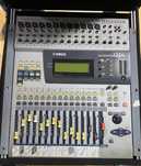 Mesa de mistura Yamaha 01v