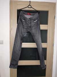 Spodnie jeansy Hugo Boss slim 34/34