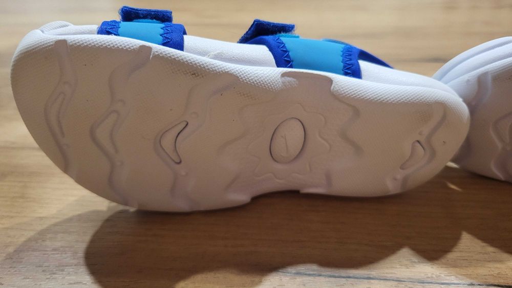 Sandały klapki Nike dla dzieci dlugosc podeszwy 19 cm