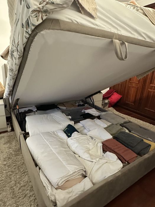 Cama sommier 1,6x2m com arrumacao e colchao Ema