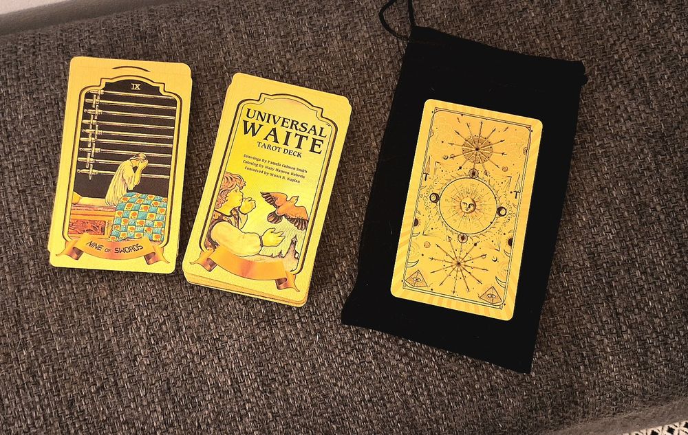 Złota talia kart Tarota