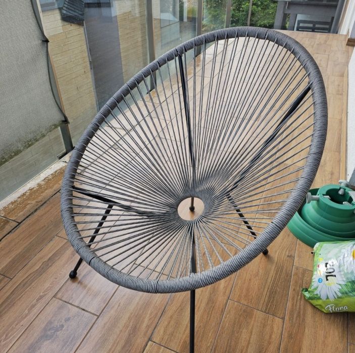 Fotel balkonowy szary