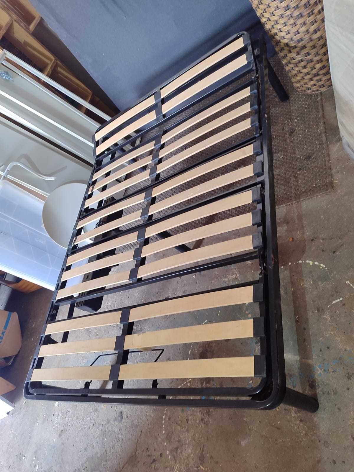 Cama de casal com colchão possibilidade de entrega